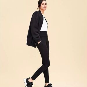 NWT Lou & Grey Black Women's High-Waisted Leggings